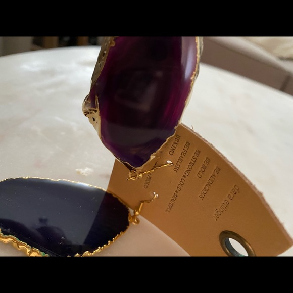 Dara Ettinger ALICE Agate Slice Earrings in Beige - Picture 3 of 4